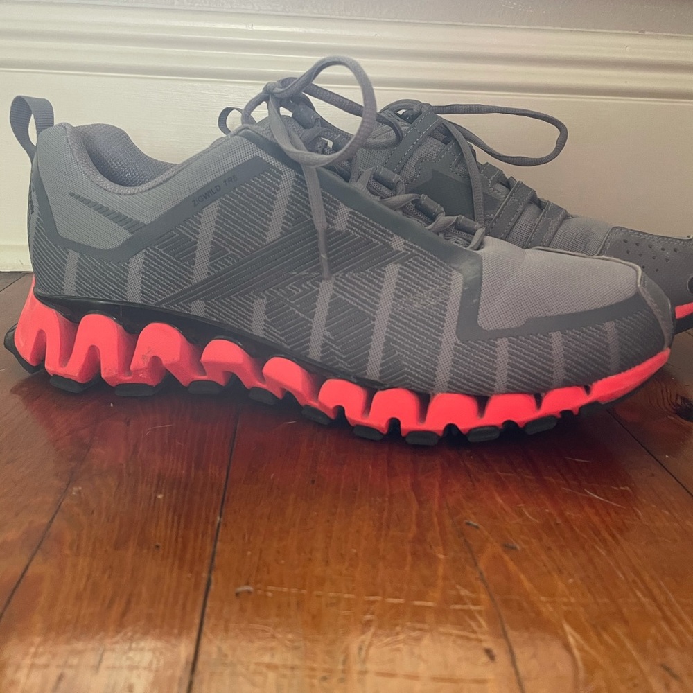 Men’s Reebok shoes